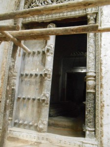 Tipu Tip’s house under repair - or being knocked down?